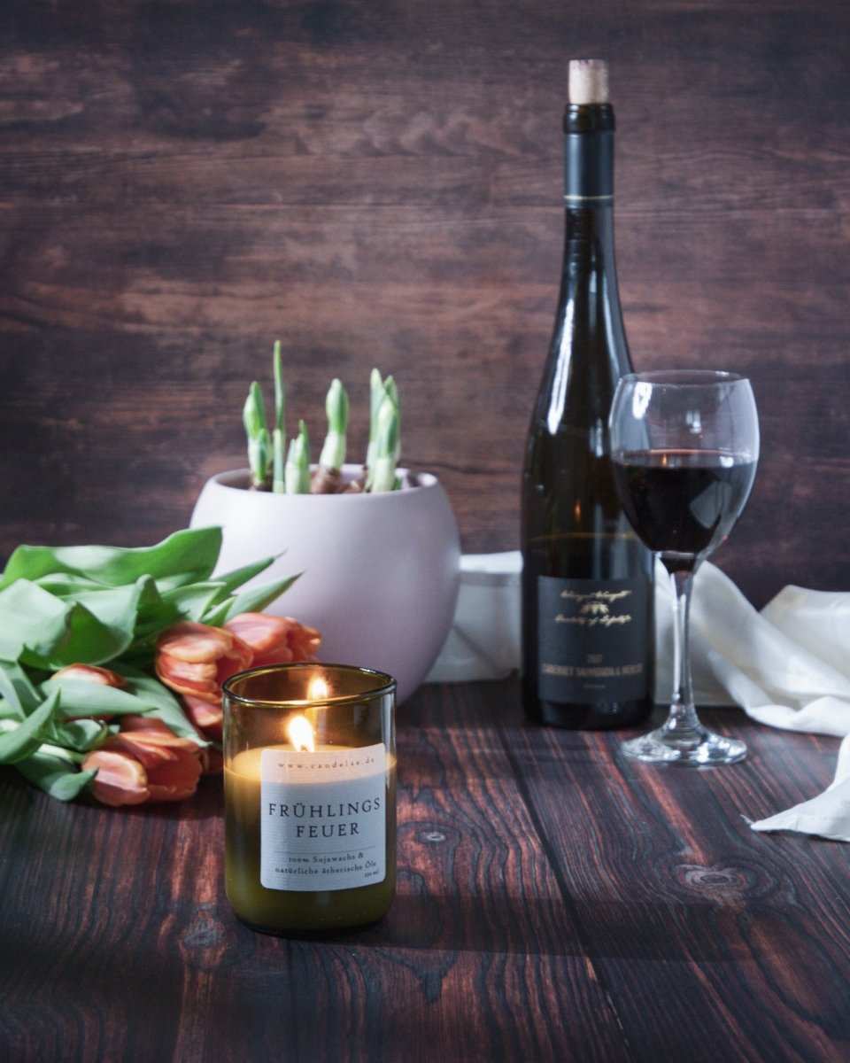 Beste Duftkerze aus natürlichem Sojawachs und ätherischen Ölen für reines Aroma