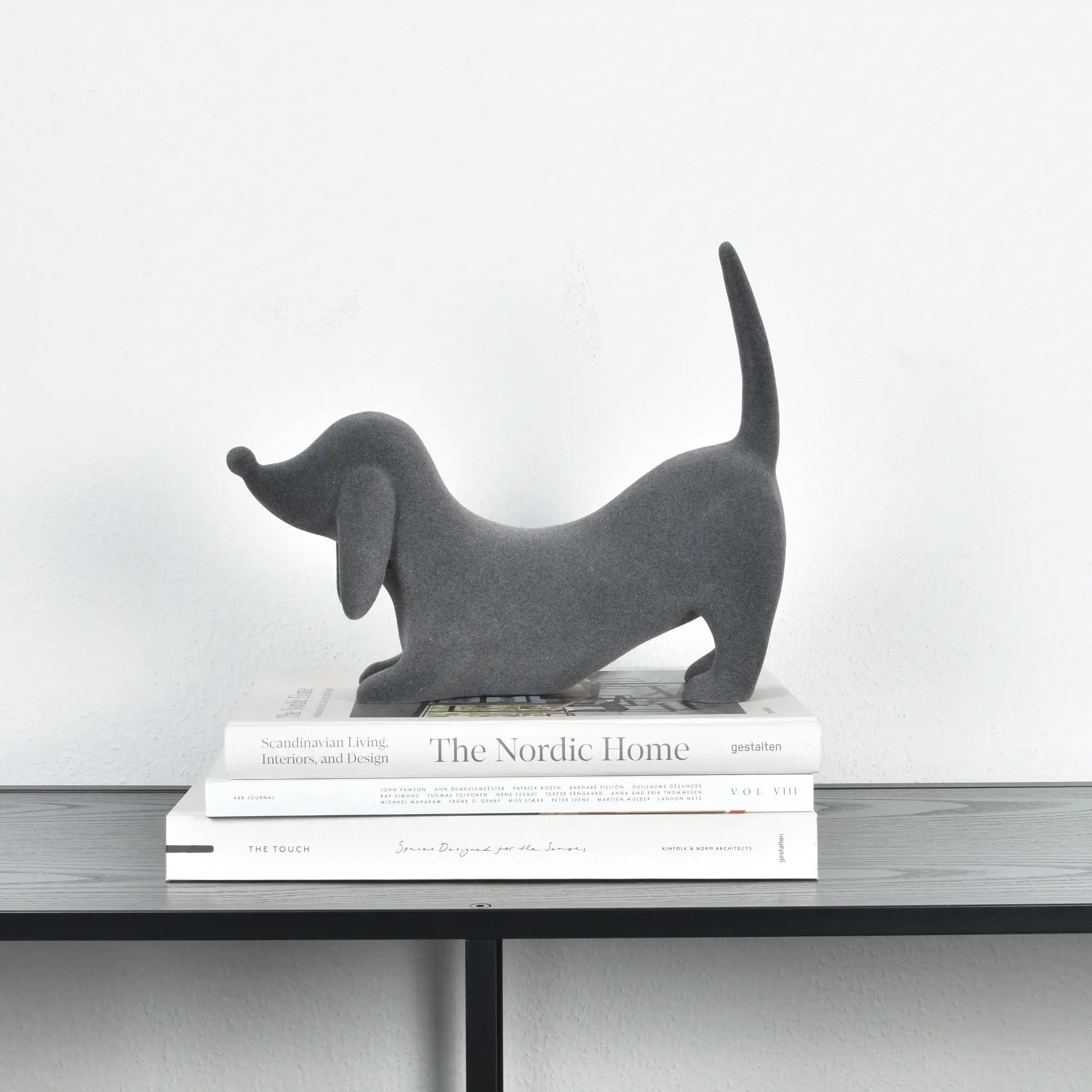 Dekofigur - Skulptur Samtige Hundefigur Canis Velours Élégance