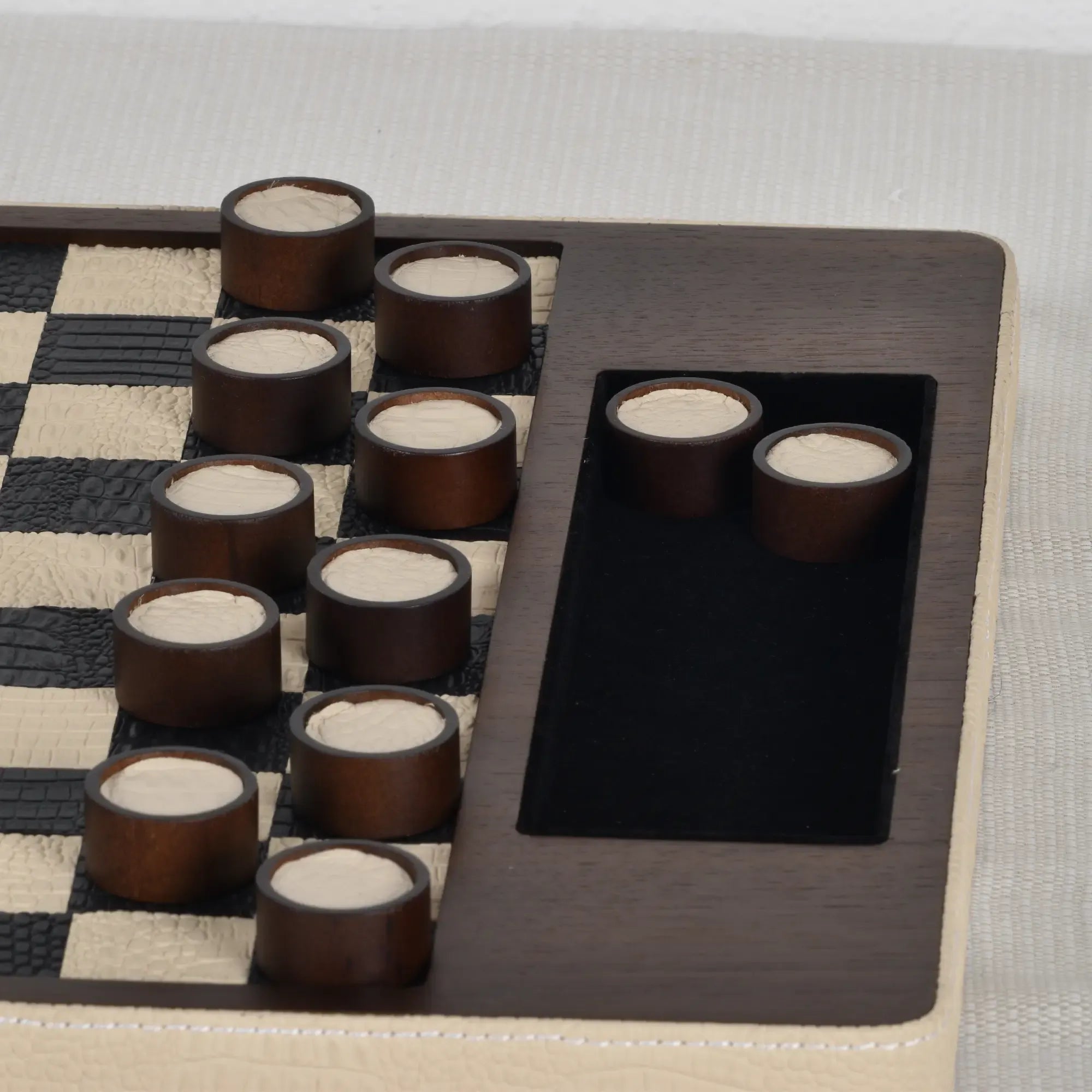 Damespiel - Checkers Brettspiel - Exklusives Strategiespiel Elegance Checkers Damespiel