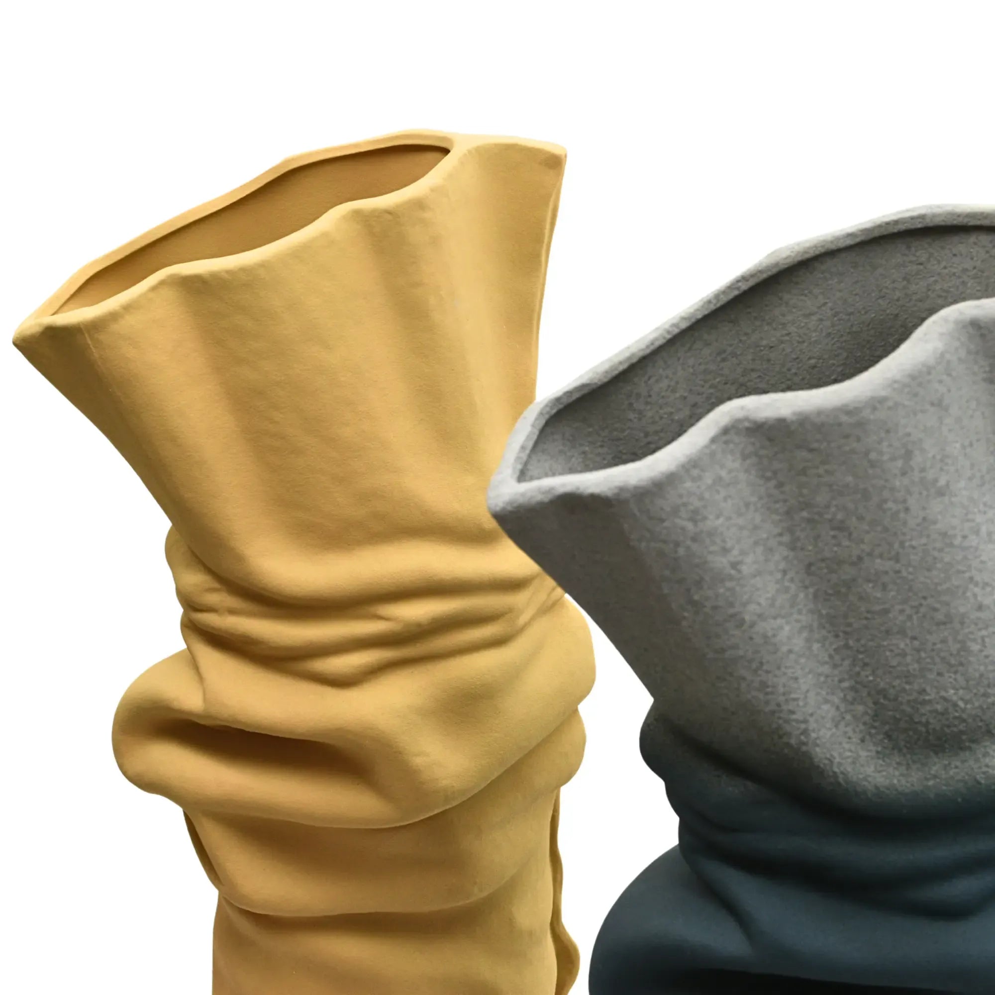 Keramikvase - handgemachte Designvase - Skulpturale Standvase Ondula Terrae