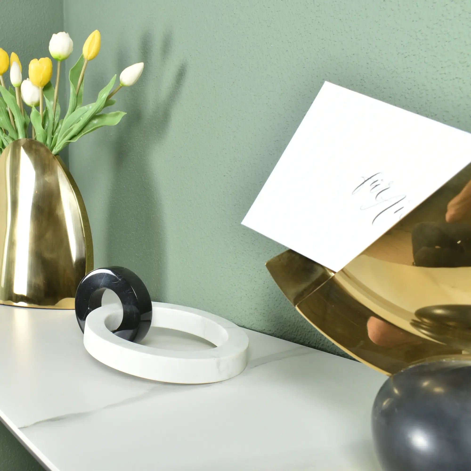 Dekoschale - Tafelaufsatz - Dekoschale auf Marmor Tischvase auf Marmor Mezzaluna