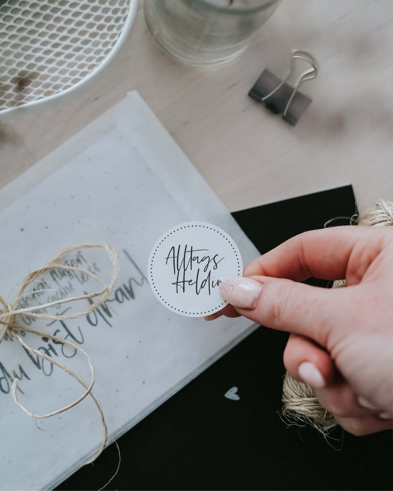 Alltagsheldin · Aufkleber