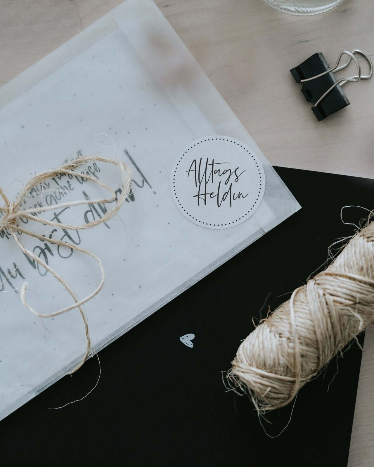 Alltagsheldin · Aufkleber