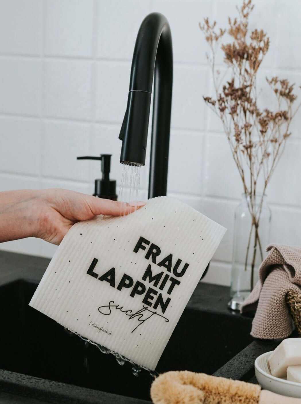 Frau sucht · Schwammtücher