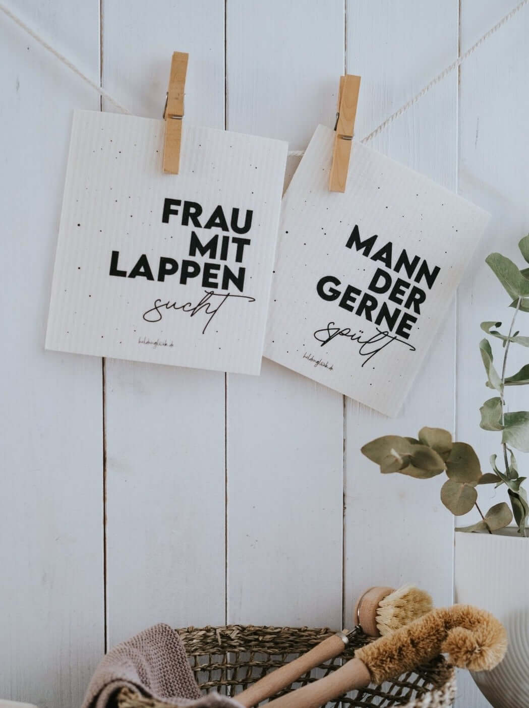 Frau sucht · Schwammtücher