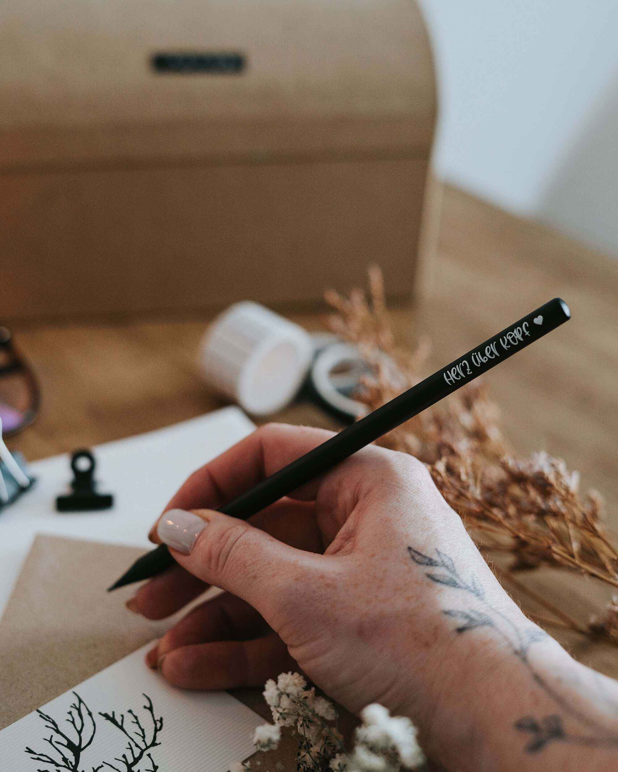 Herz über Kopf · Bleistift