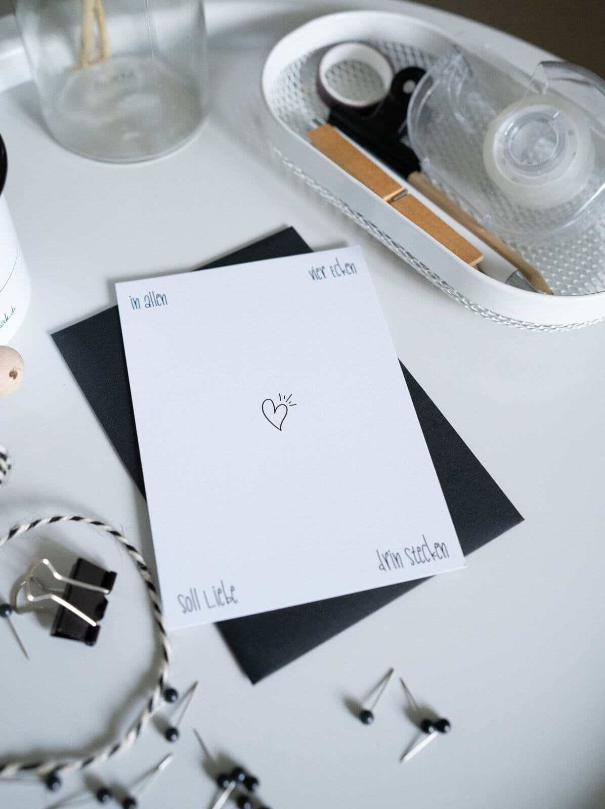 In allen vier Ecken · Postkarte