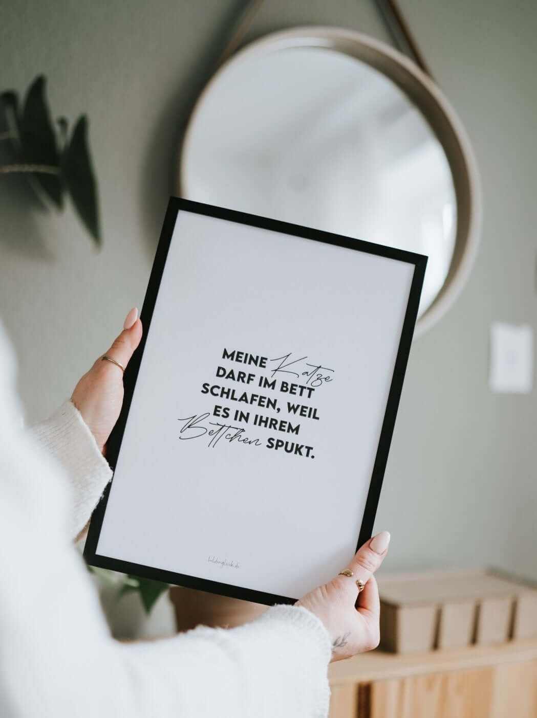 Poster Meine Katze mit witzigem Spruch in schwarz-weiß, DIN A4, nachhaltiges Geschenk für Katzenliebhaber