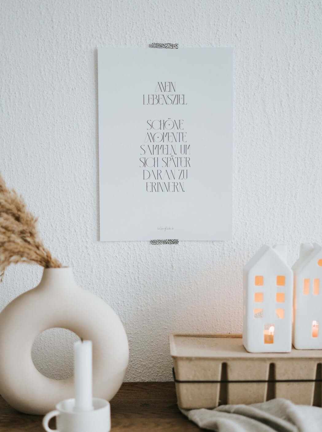 Poster „Schöne Momente sammeln“ schwarz-weiß mit Lebensmotto auf DIN A4 hochwertigem FSC-Papier