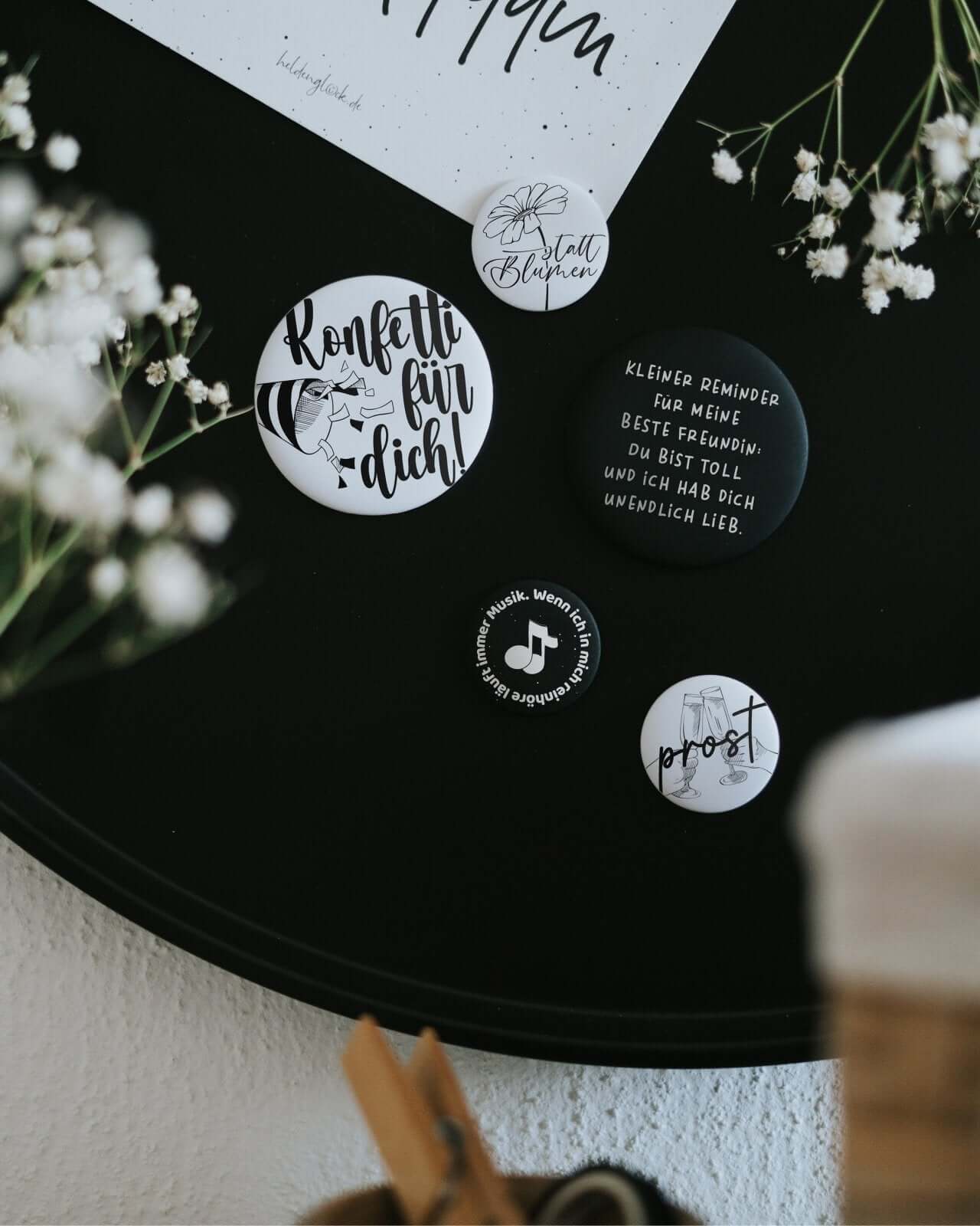 Musik läuft · Magnet · klein