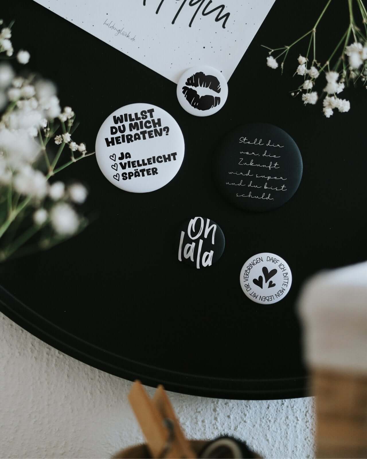 Ohlala · Magnet · klein