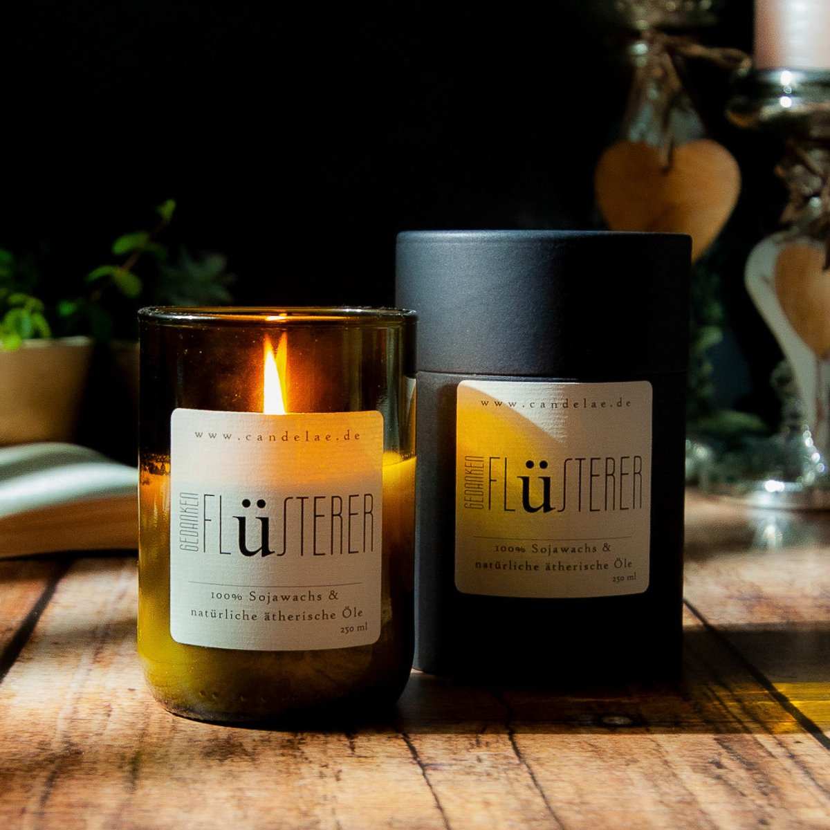 Duftkerze aus Sojawachs im Upcycling-Glas mit ätherischen Ölen für Klarheit und Fokus