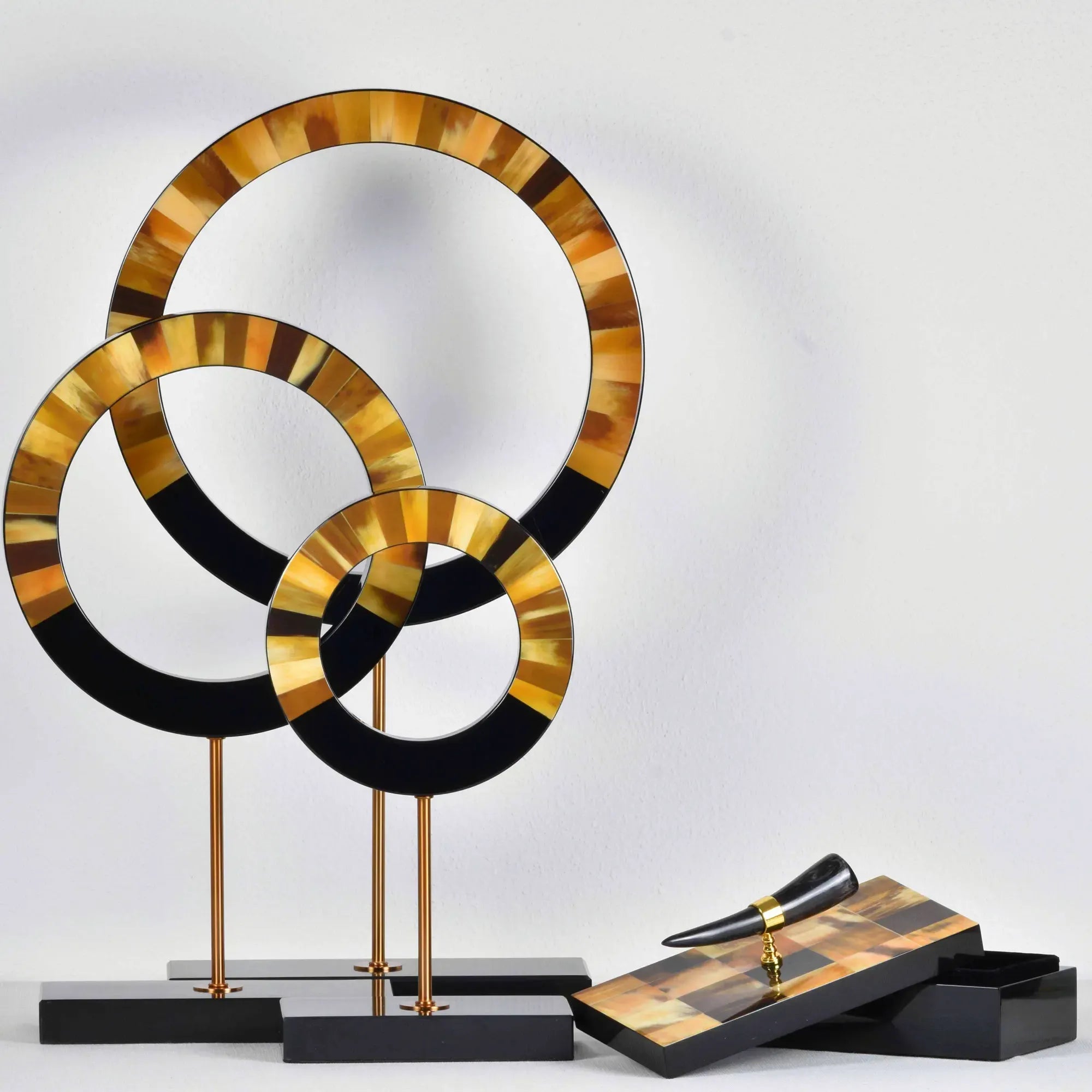 Dekoobjekt-Set - aus 3 Holzringen - Tisch und Regal Holzdekoration Designer Ringe Evidenza