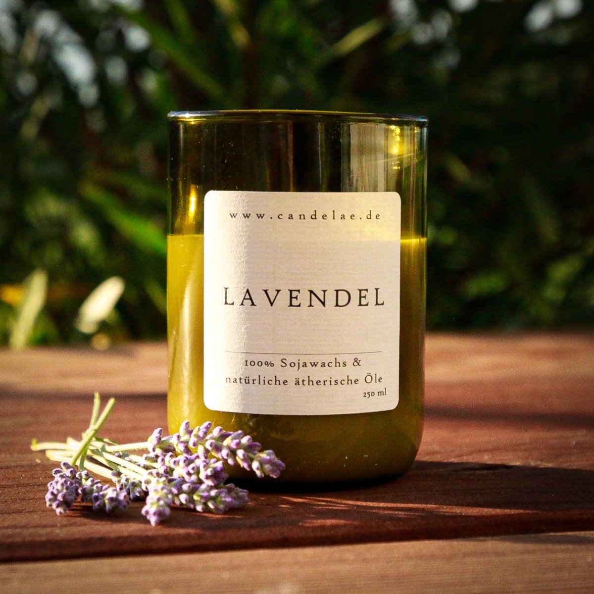 Natürliche Duftkerze Lavendel von Candelae - Entspannung pur - Candelae Duftkerzen