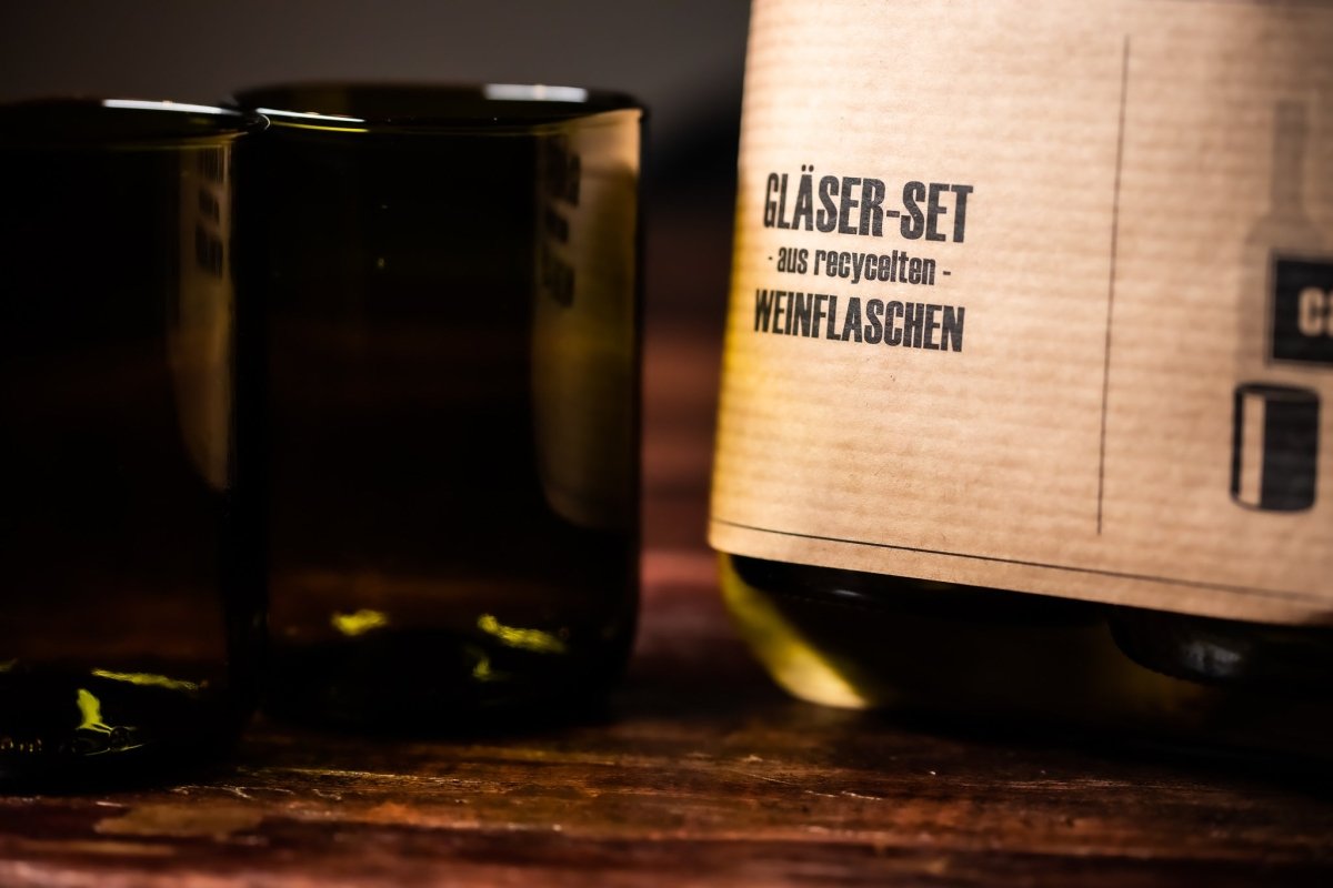 Trinkgläser aus alten Weinflaschen - Candelae Duftkerzen