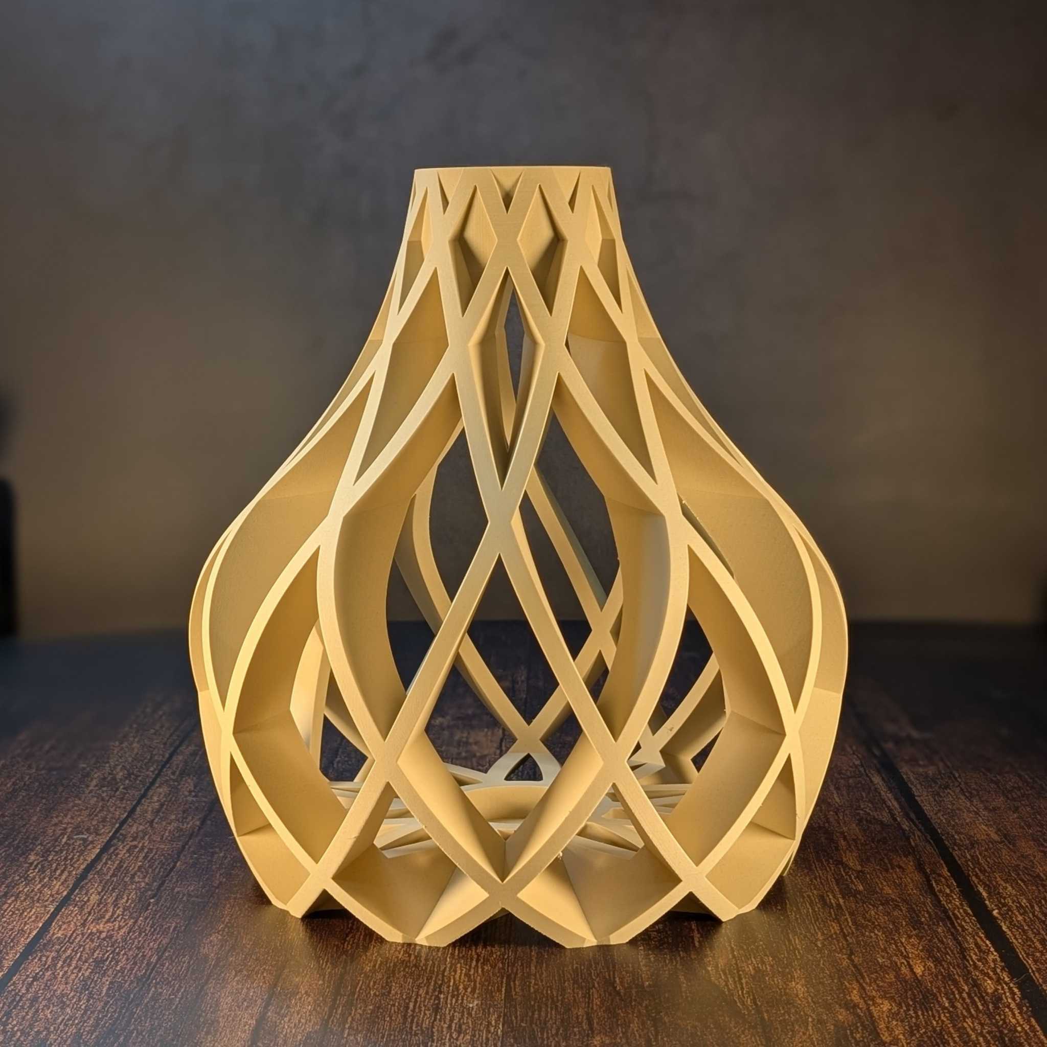 Vulkan Vase White Oak aus nachhaltigem PLA-Wood mit vulkanischer 3D-Druck-Struktur in natürlicher Holzoptik