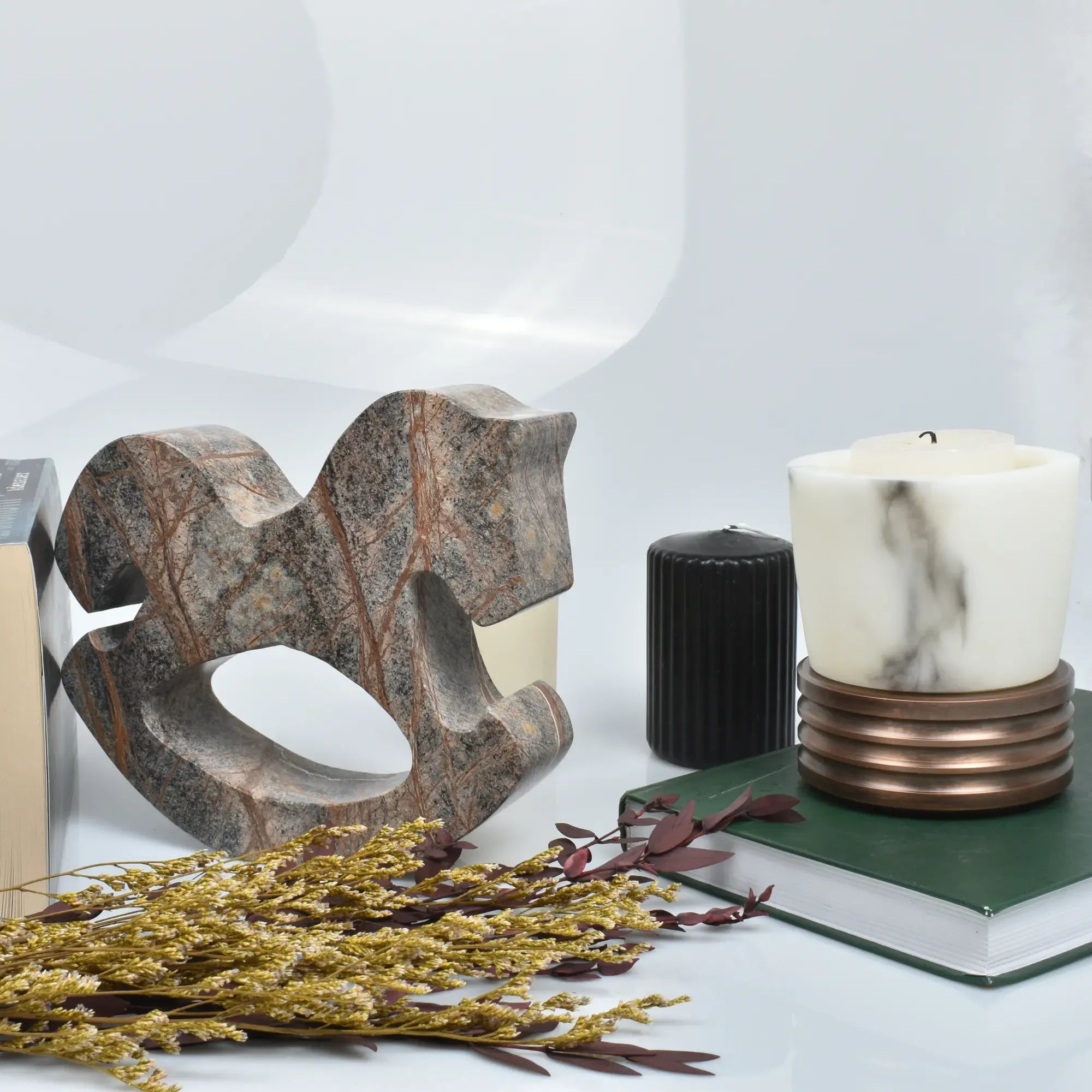 Dekofigur - Schaukelpferd - Pferd Marmorskulptur Deko Pferd aus Marmor Stratos Arc