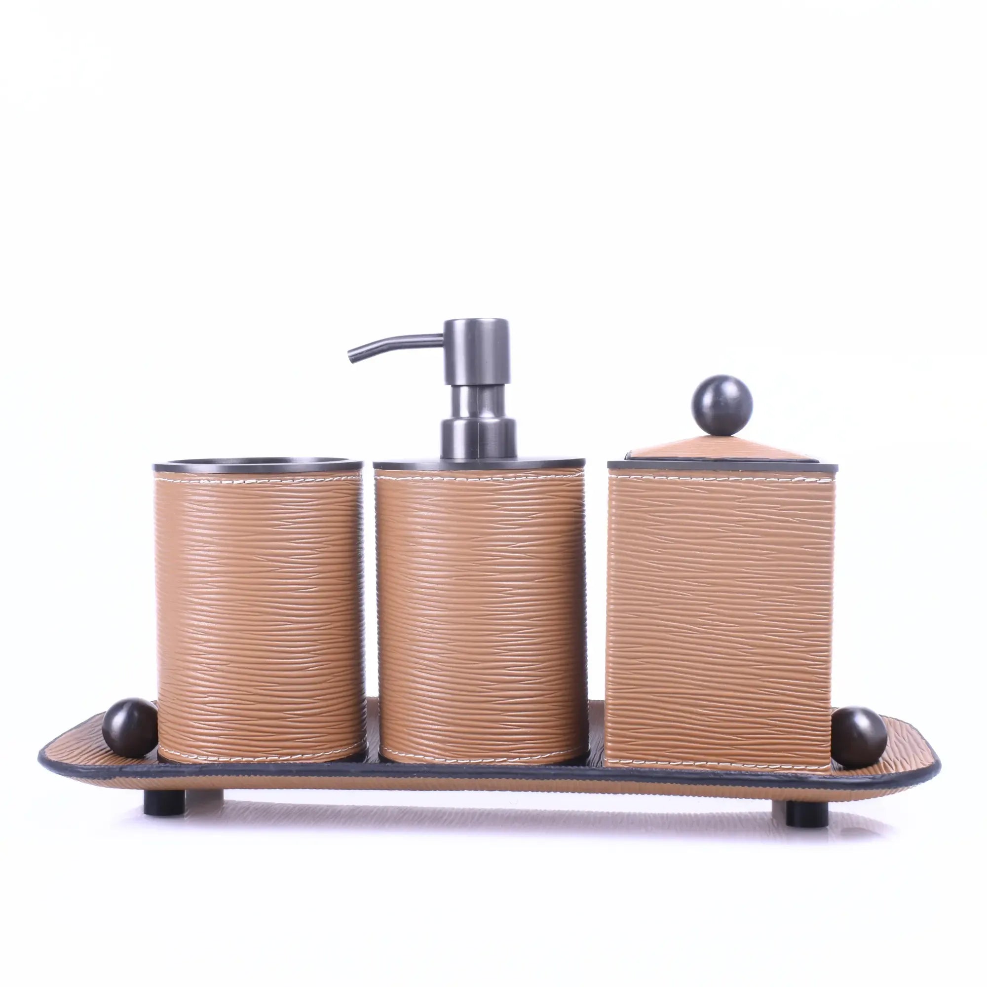 Badezimmer-Set - aus 4 Teilen - Luxus Feinleder Badset Seifenspender Eleganza Bath