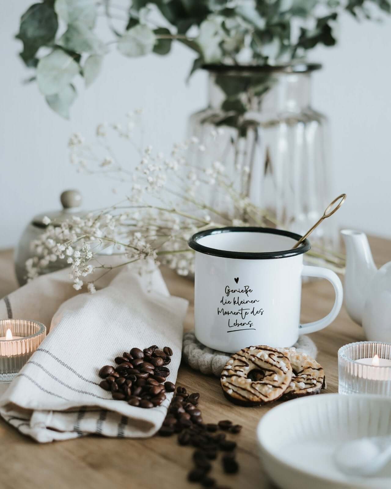 Kleine Momente · Emaille-Tasse