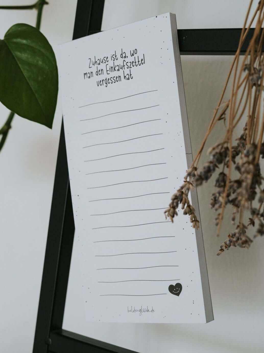 Magnetischer Einkaufszettel Notizblock mit 50 nachhaltigen Blättern am Kühlschrank befestigt