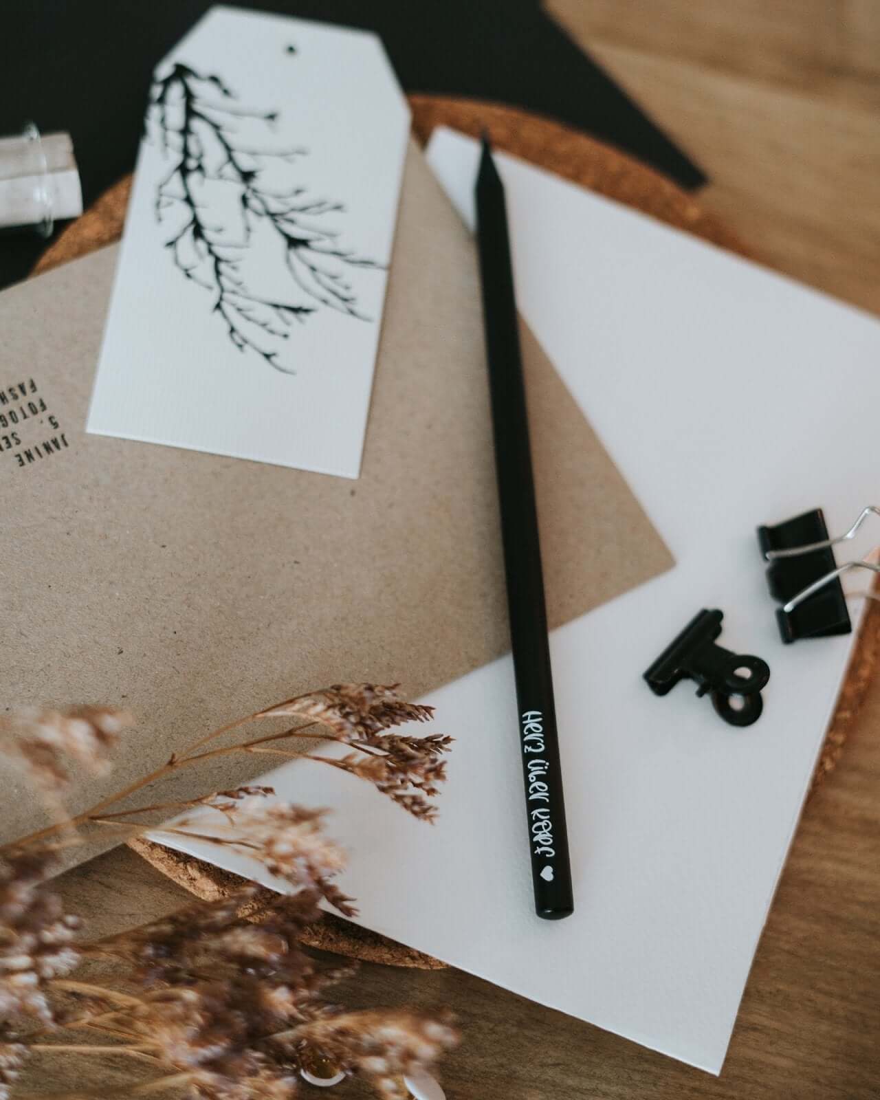 Herz über Kopf · Bleistift