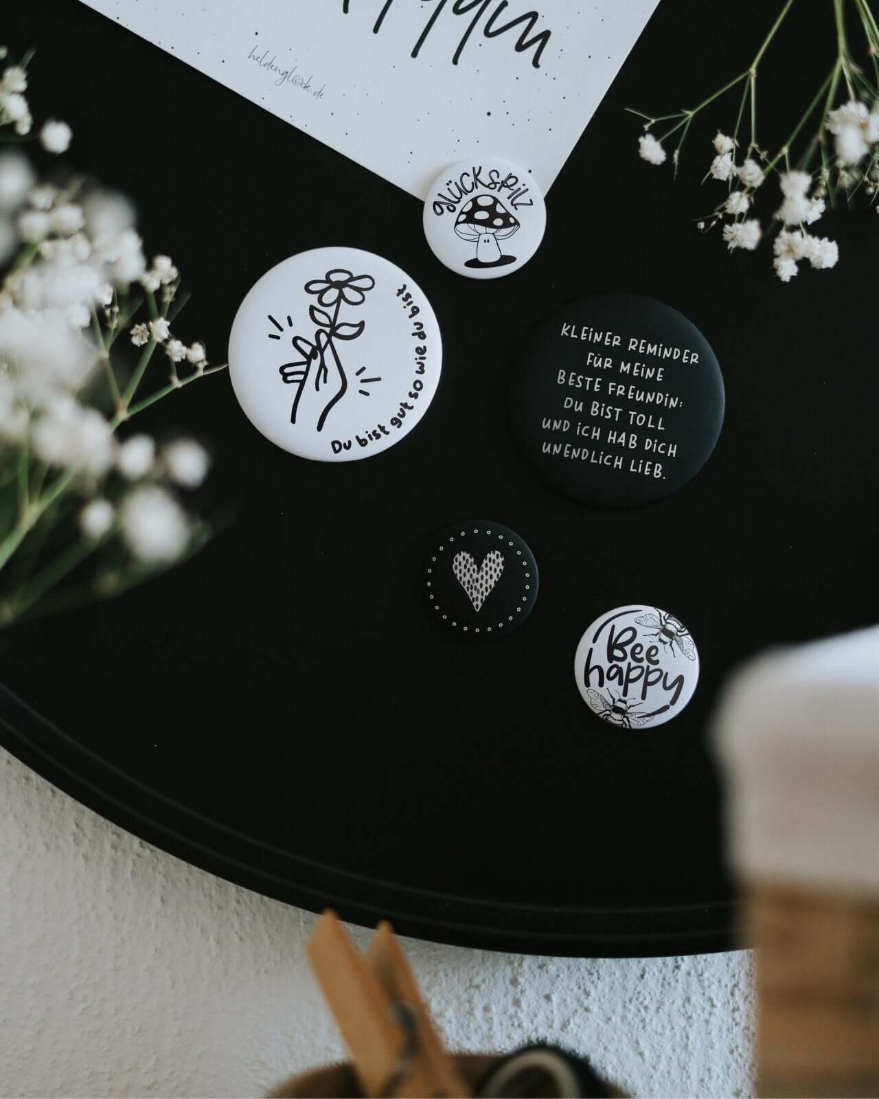 Bee happy · Magnet · klein